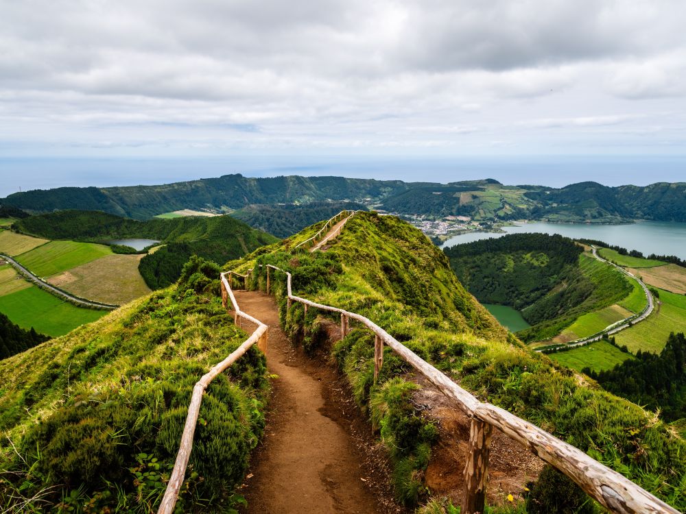  sun-drenched shores of the Caribbean